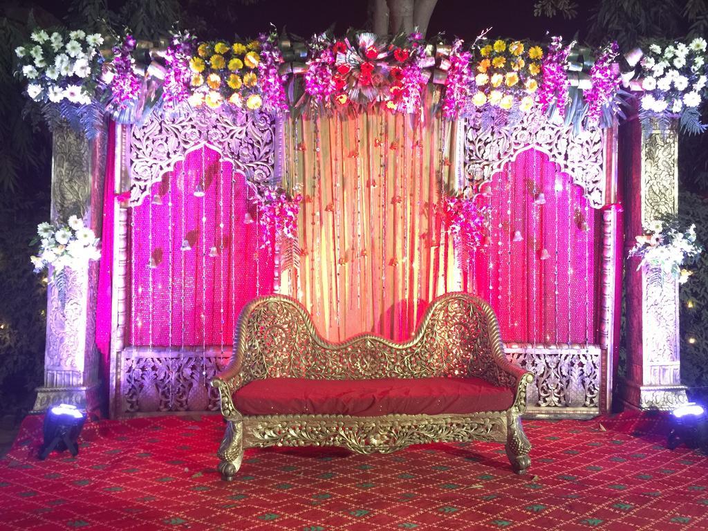 Hotel Ekant ฟารีดาบัด ภายนอก รูปภาพ